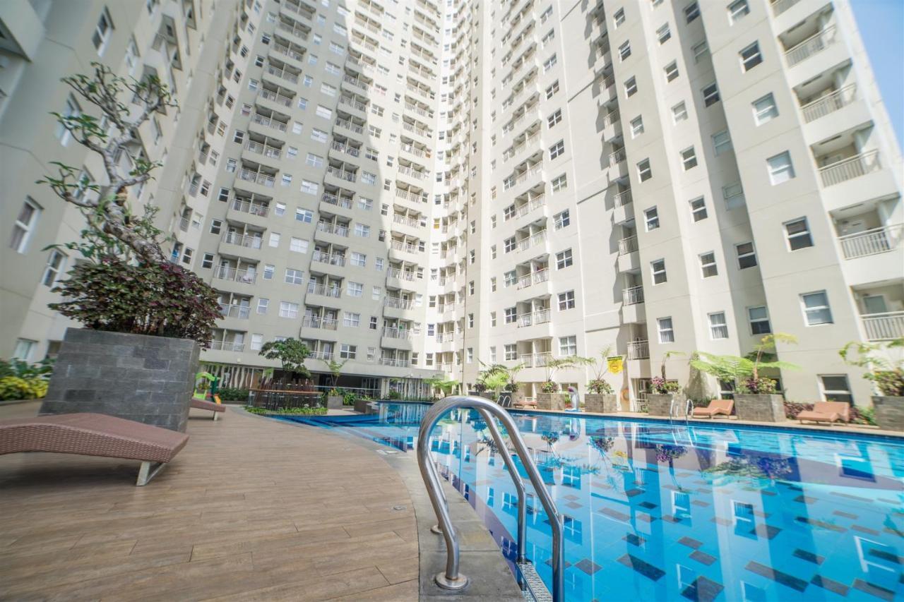 Simply 2br Without Living At Parahyangan By Travelio Apartemen *