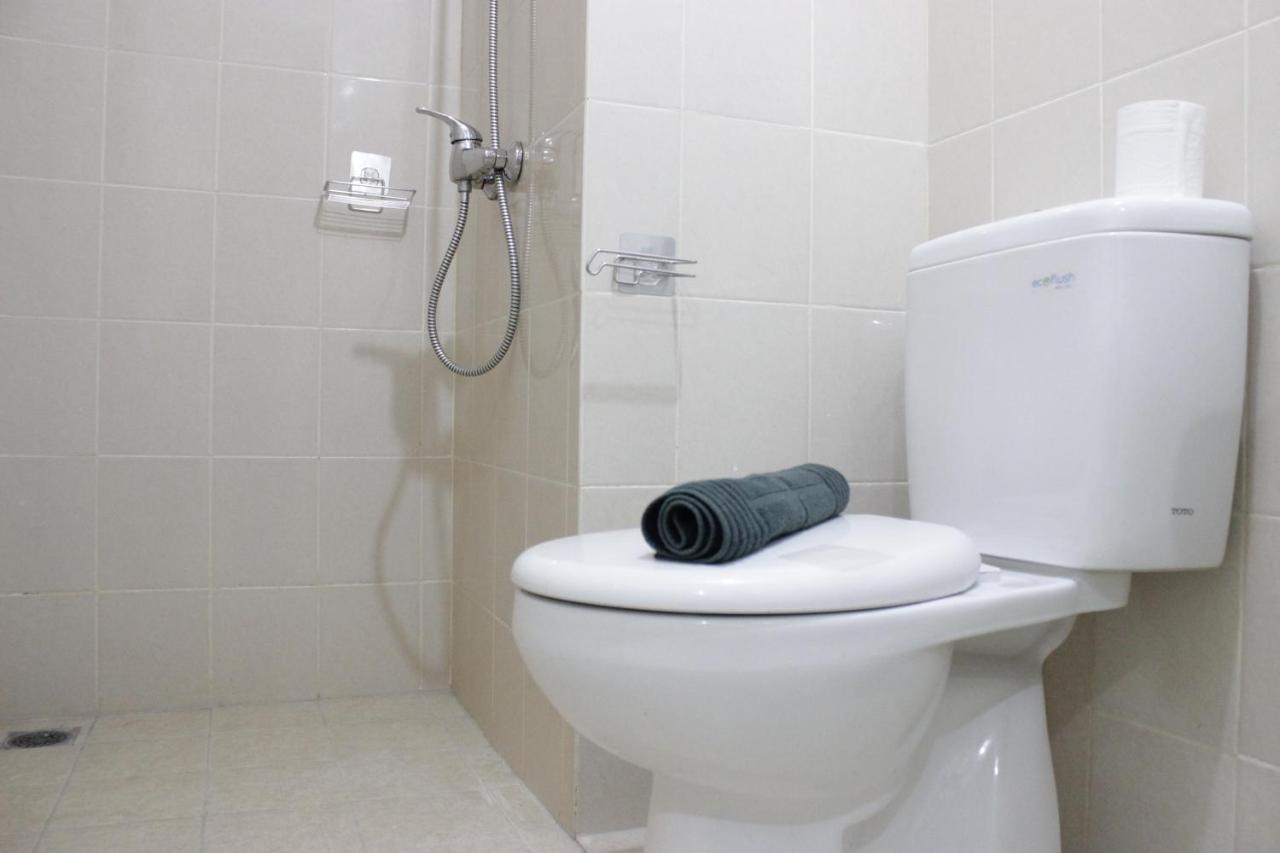 Simply 2br Without Living At Parahyangan By Travelio Apartemen *
