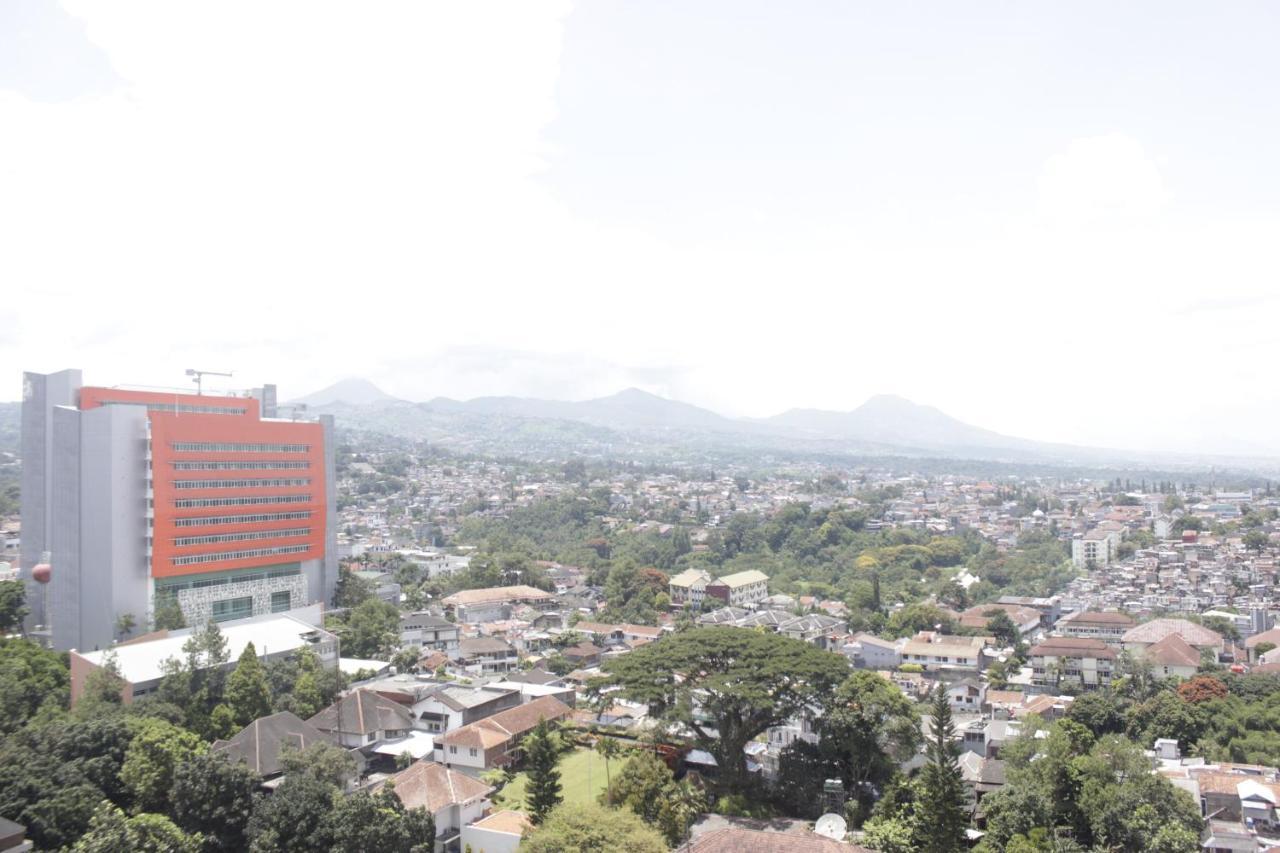 Simply 2br Without Living At Parahyangan By Travelio